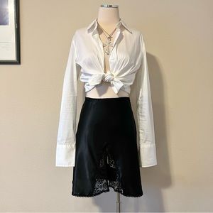 ❌SOLD❌ Vintage Black Satin & Lace Mini Slip Skirt